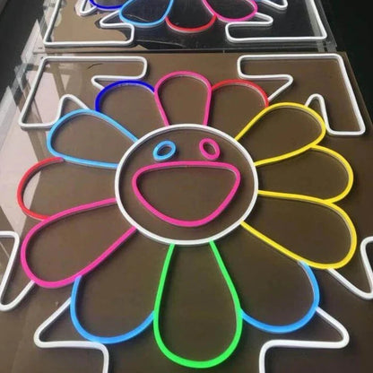 🌸 &quot;Flower by Takashi Murakami &amp; Off White&quot;  שלט ניאון